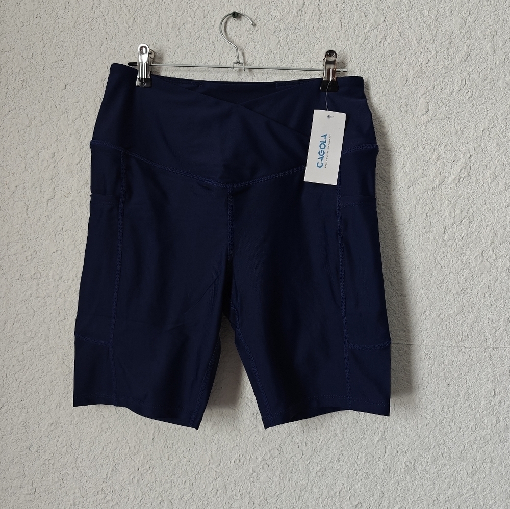 NWT Athletic Shorts With Liner